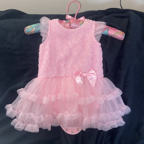 Pink flower baby dress - Picture 3 of 3